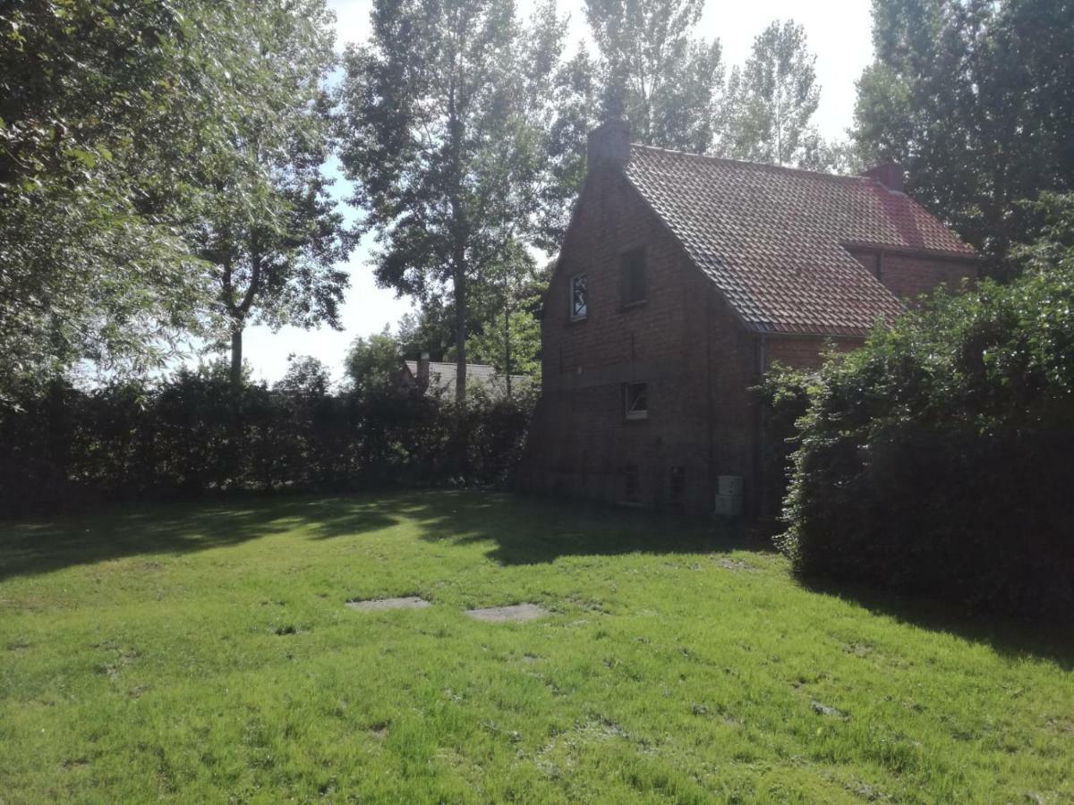 Huis Aan Puyenbroeck Wachtebeke ภายนอก รูปภาพ